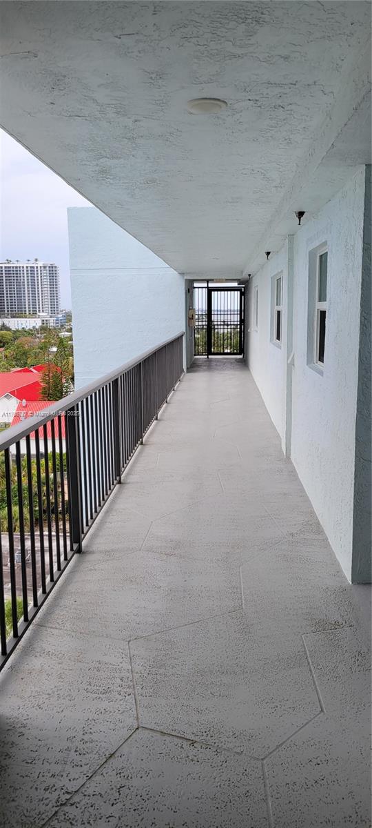 LAKE HARBOR COVE CONDO - Residential