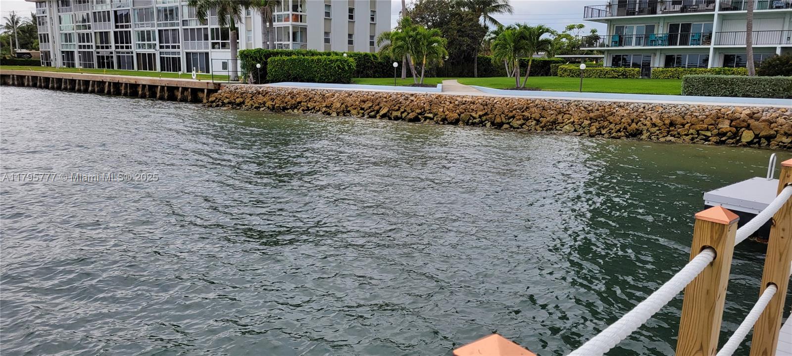 LAKE HARBOR COVE CONDO - Residential
