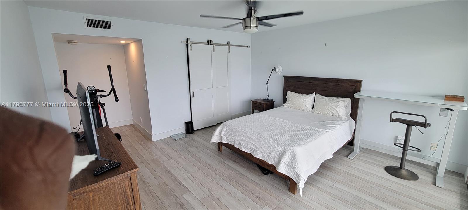 LAKE HARBOR COVE CONDO - Residential