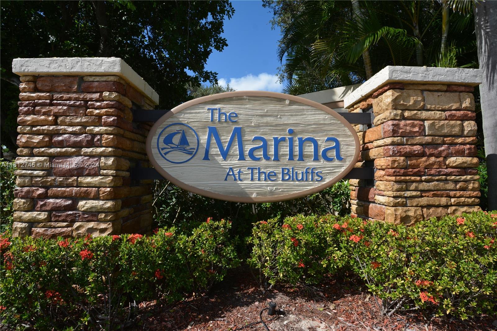 BLUFFS MARINA CONDO - Land