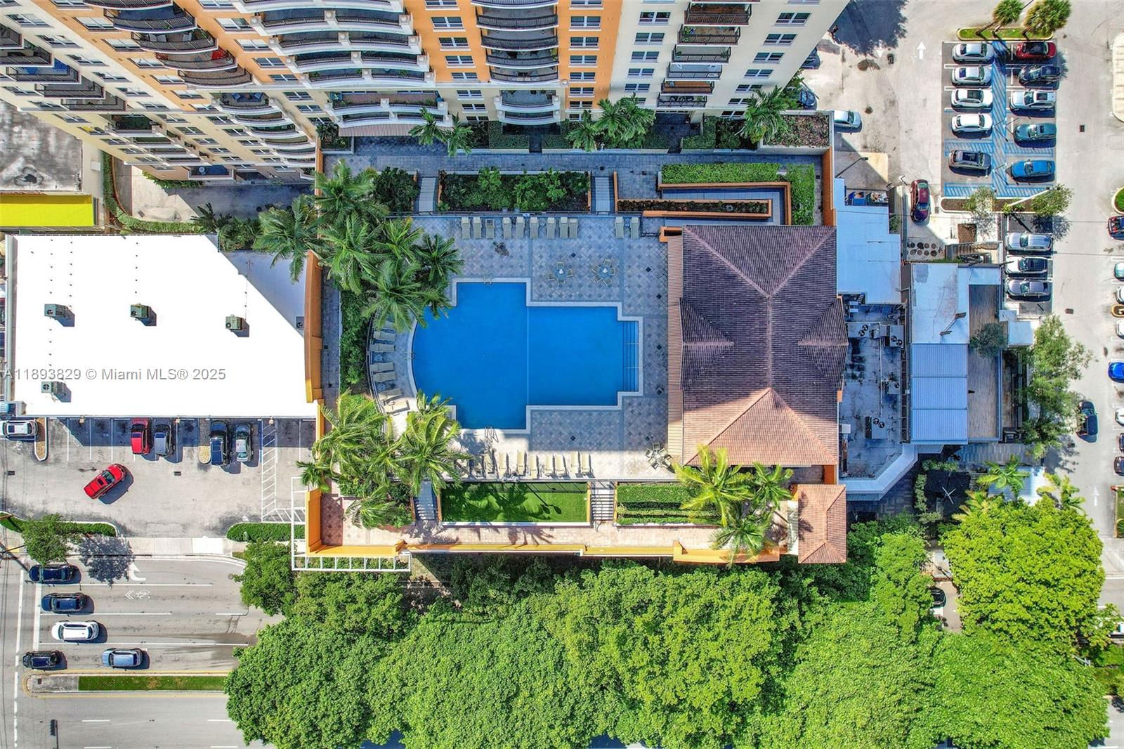 GABLES MARQUIS CONDO - Residential