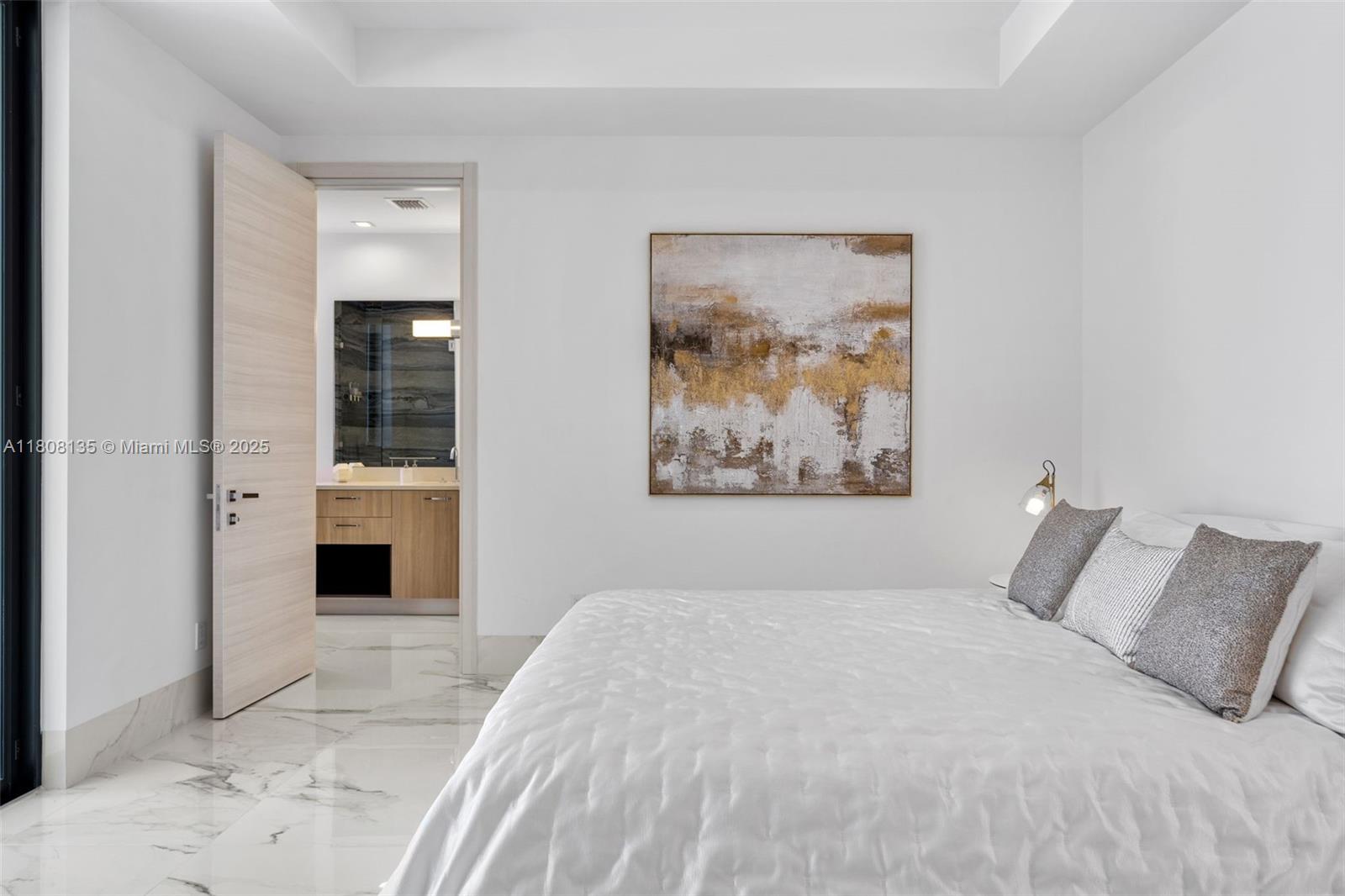 LUCILLE ISLAND - Residential