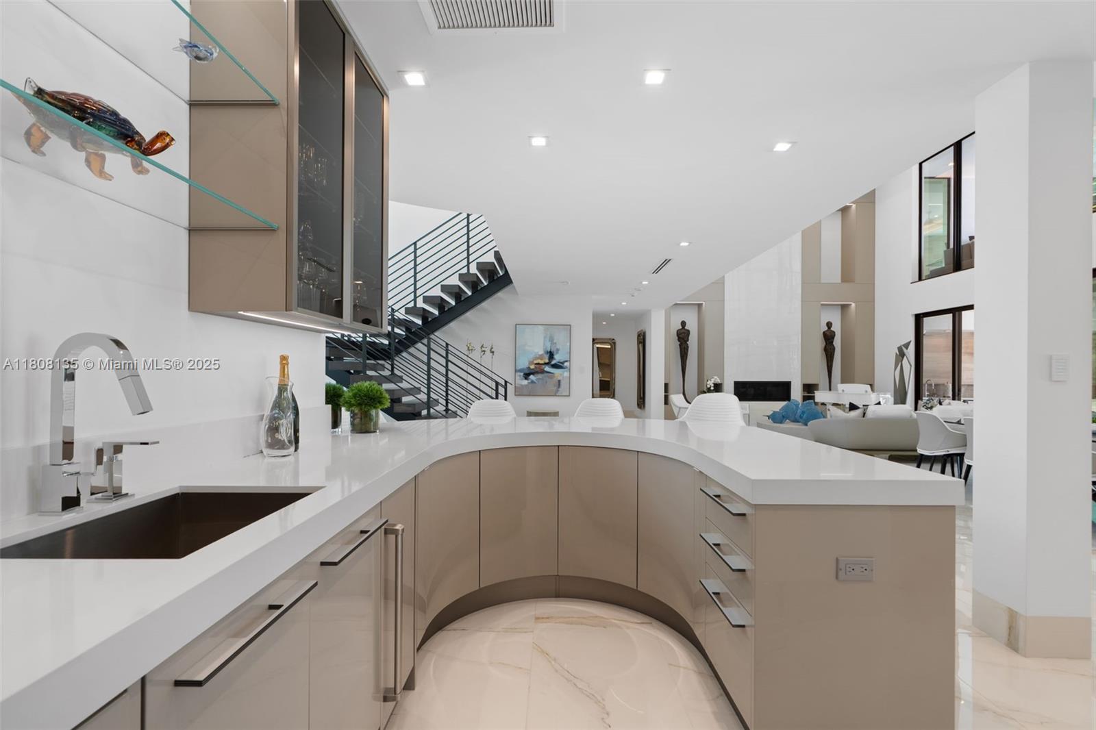 LUCILLE ISLAND - Residential