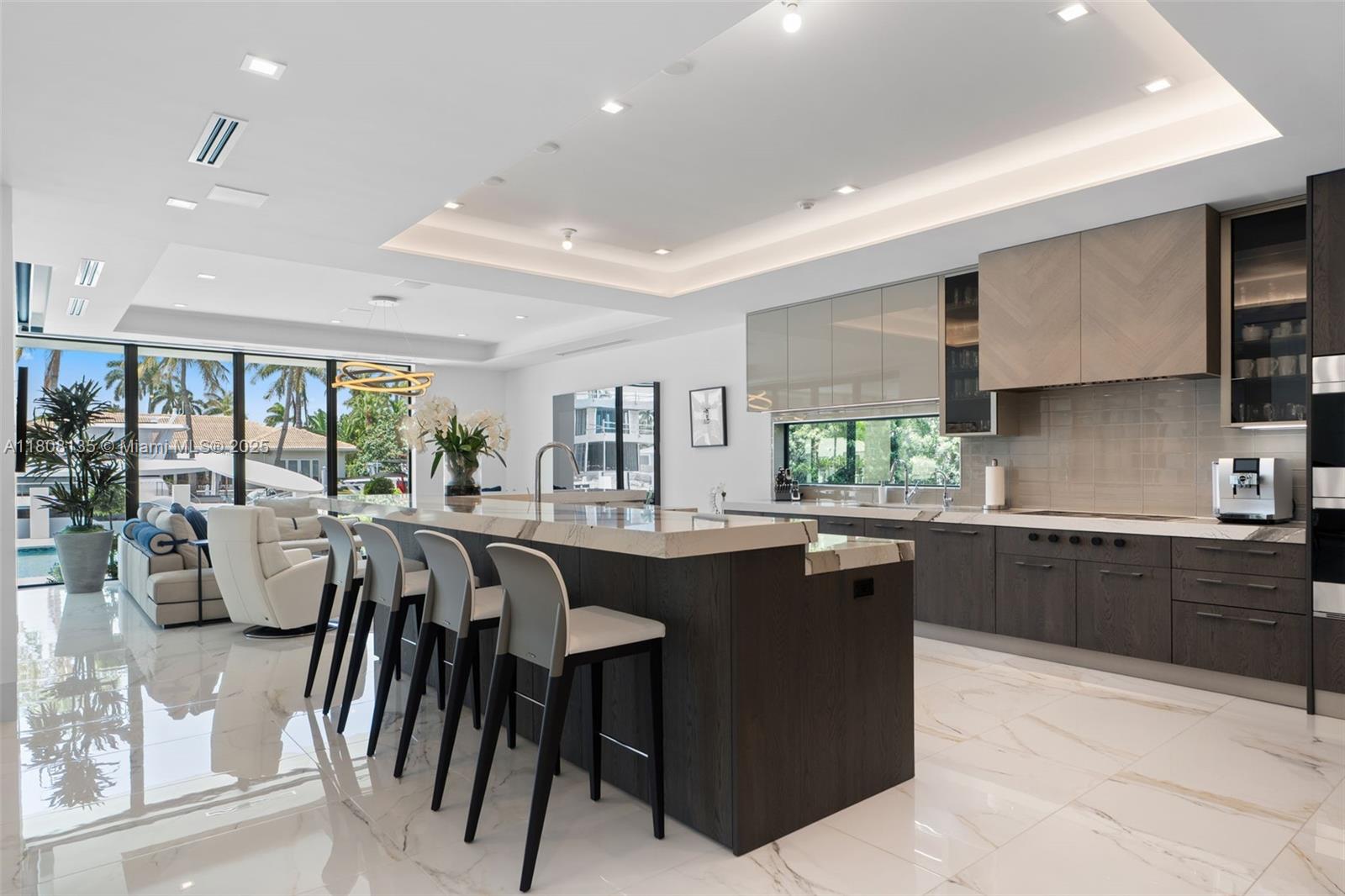 LUCILLE ISLAND - Residential
