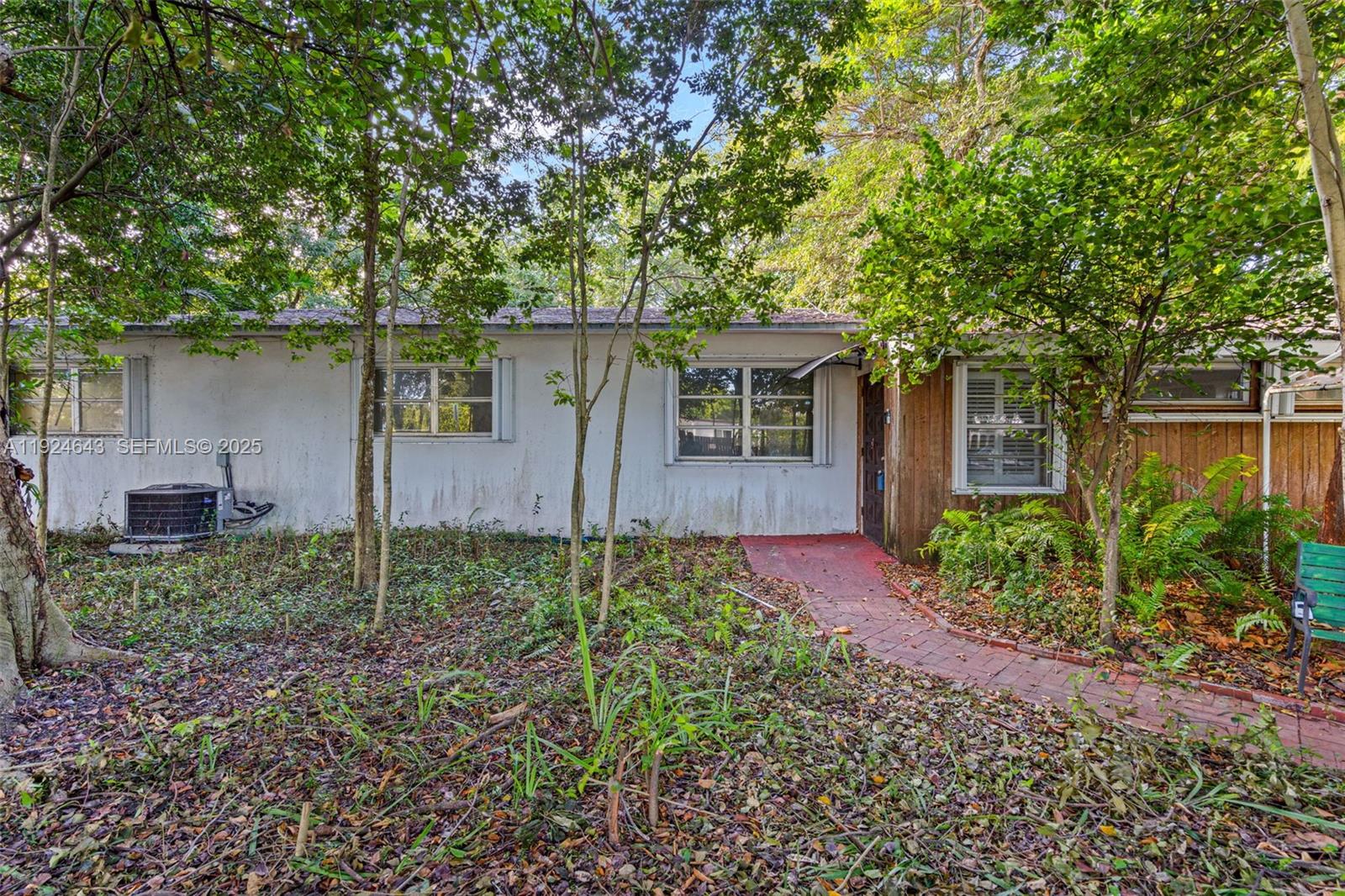 KENDALL ESTATES - Residential