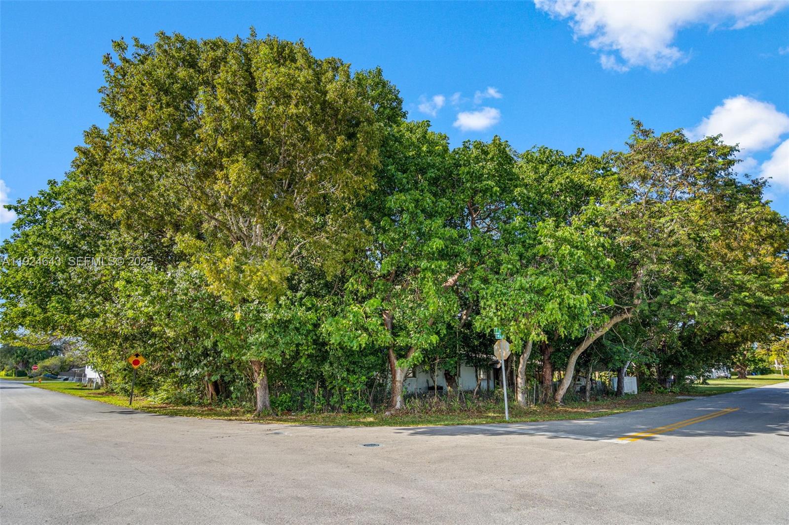 KENDALL ESTATES - Residential