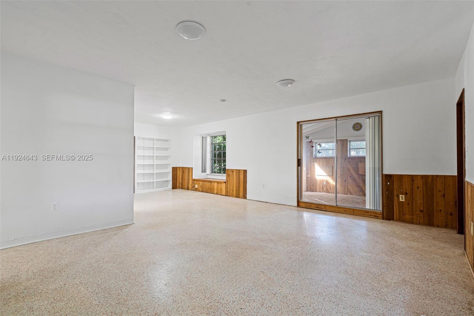 KENDALL ESTATES - Residential