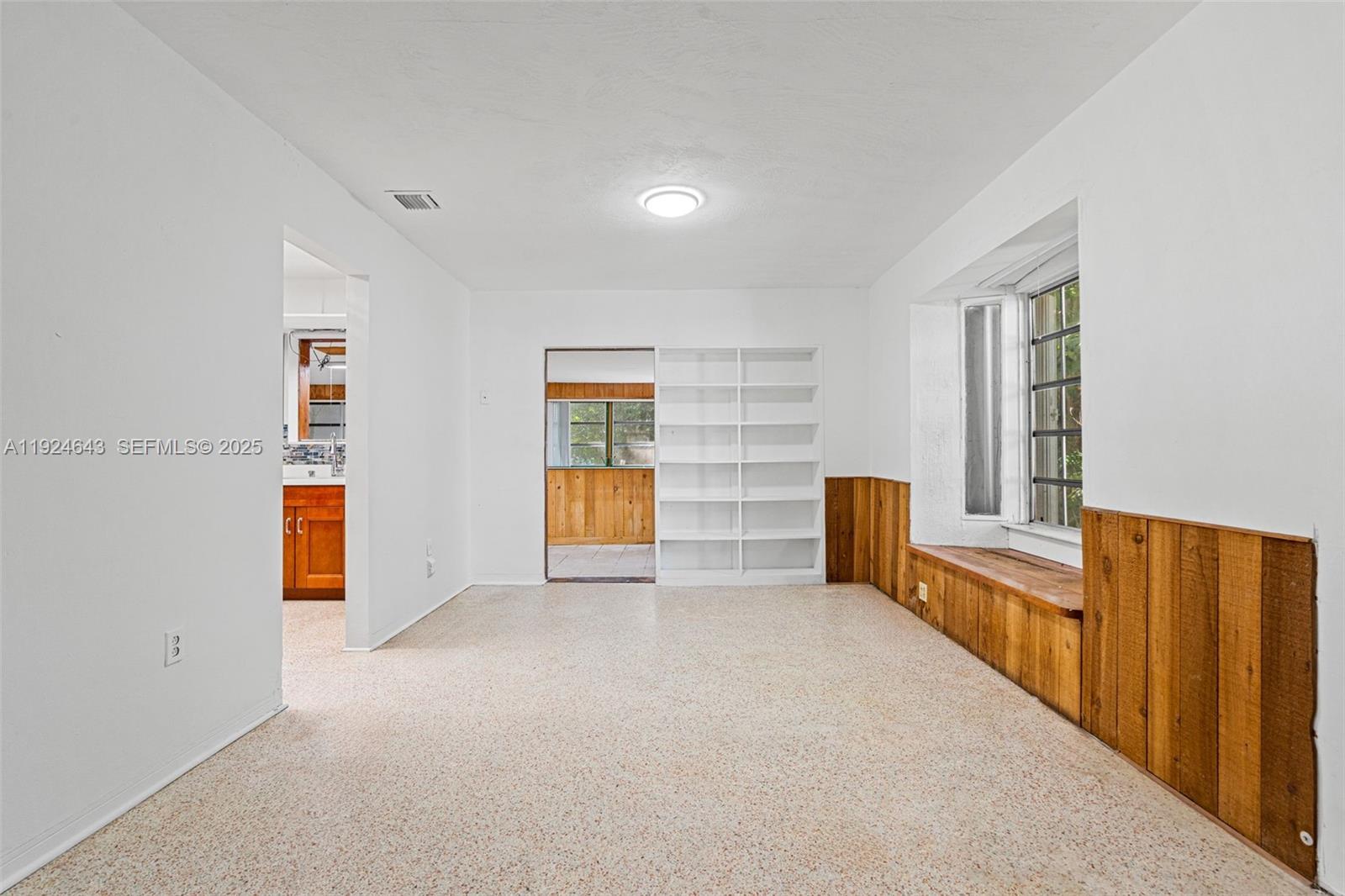 KENDALL ESTATES - Residential