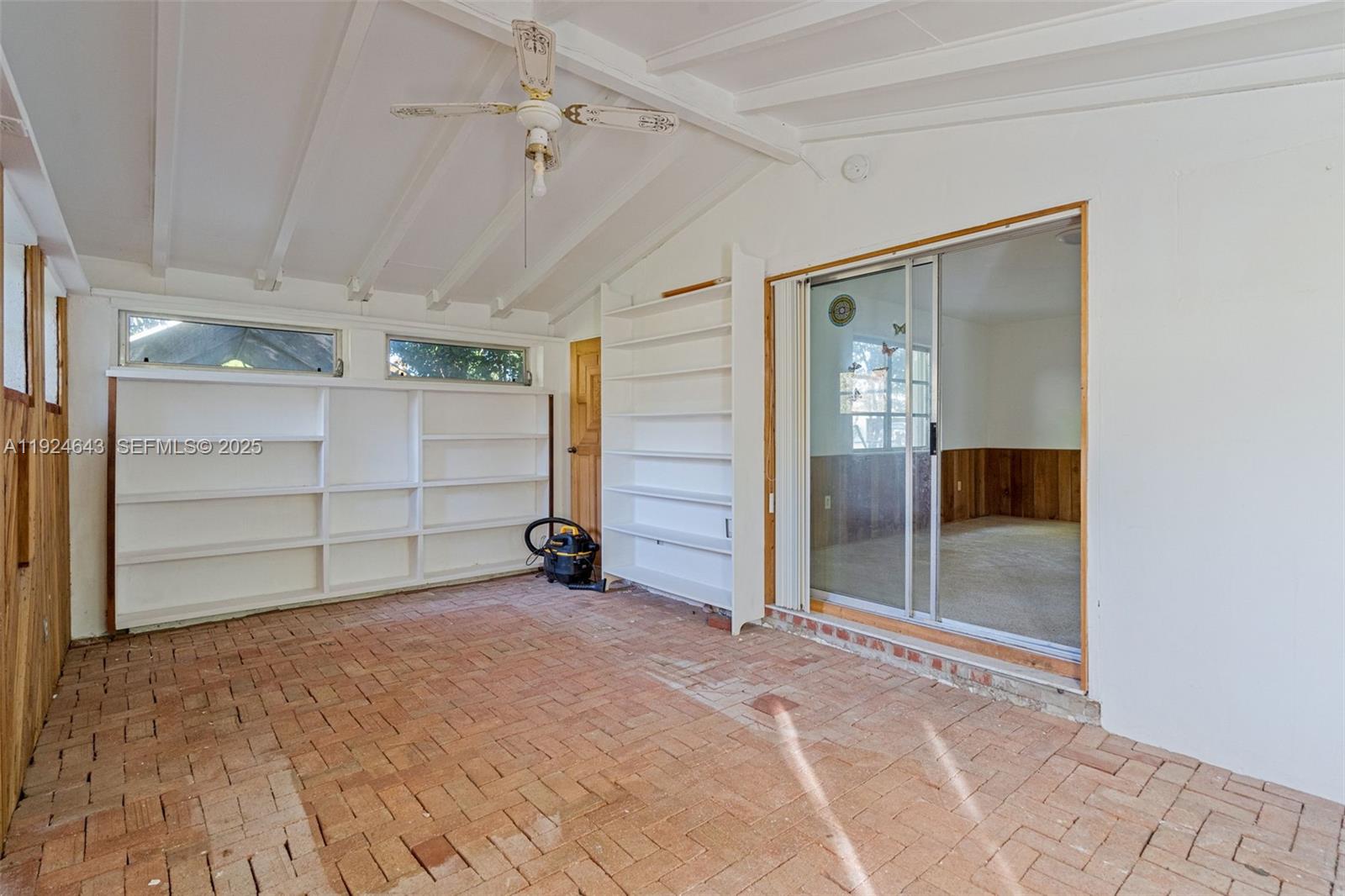 KENDALL ESTATES - Residential