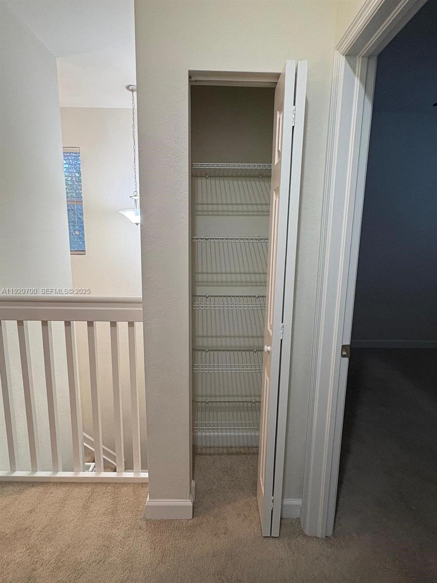 KENDALL COMMONS TOWNHOMES - Residential Lease