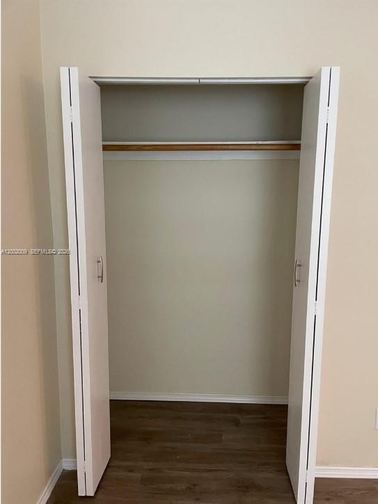 HOLLYWOOD - Residential Lease