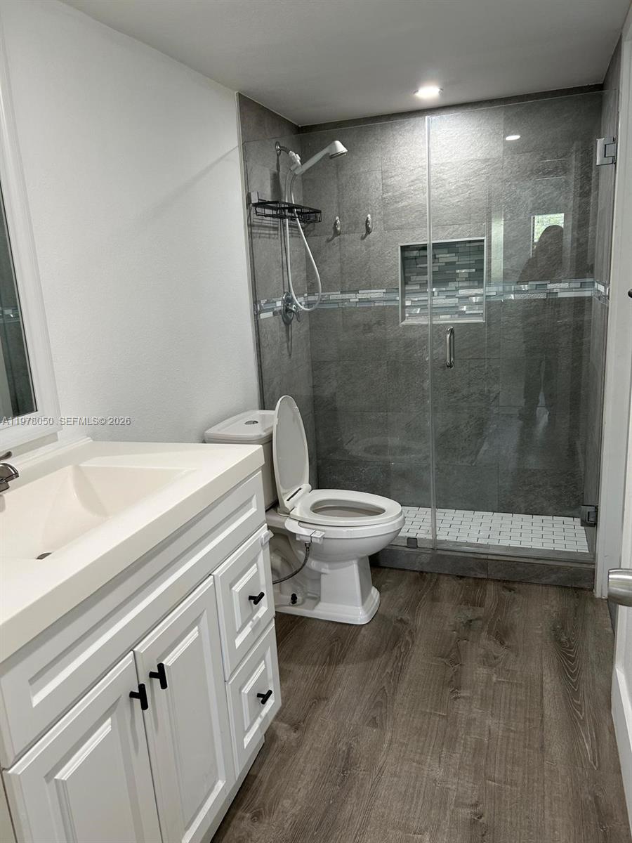 PINE LAKE VILLAGE CONDO - Residential Lease