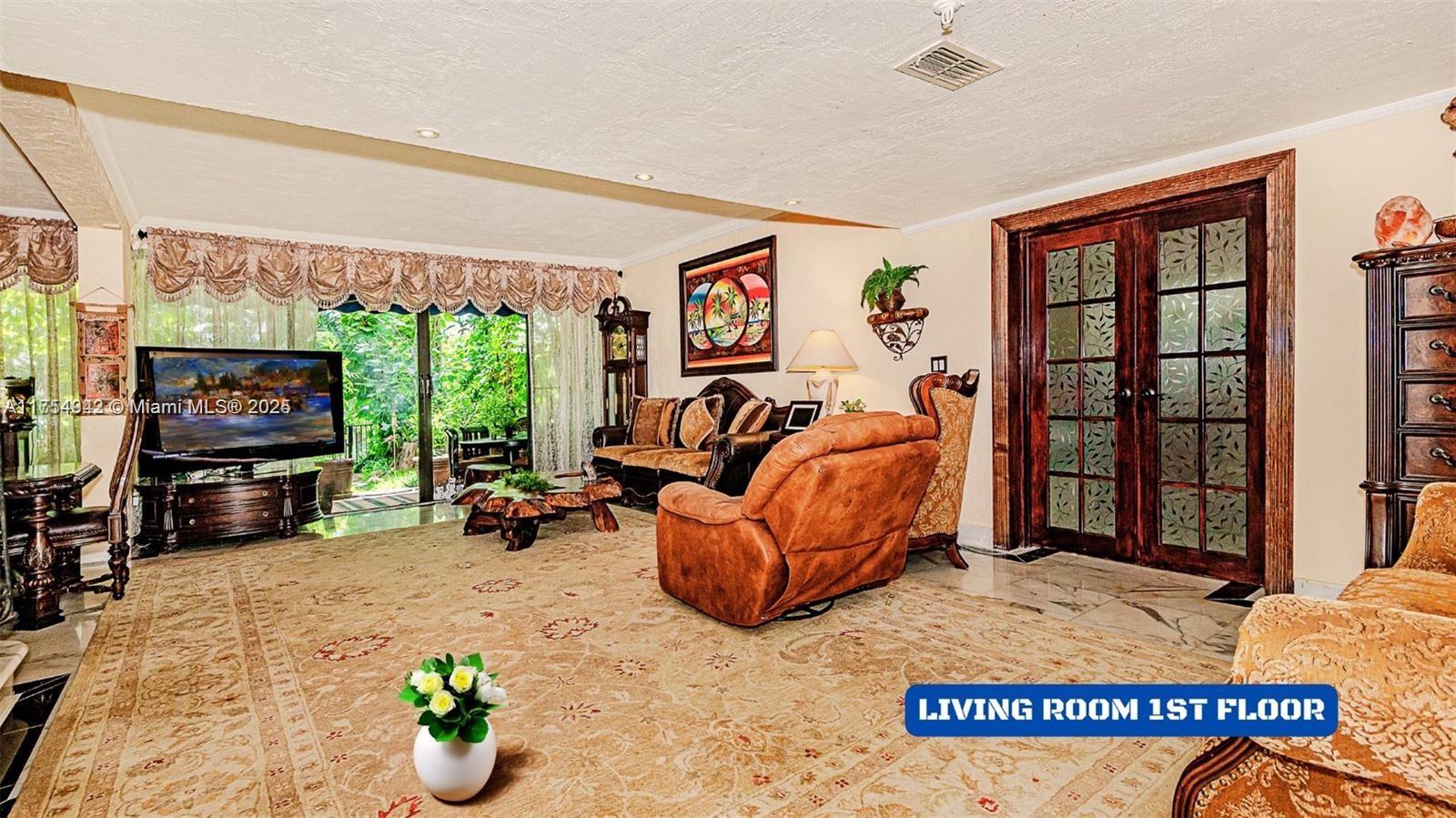 430 Poinciana Dr 1710