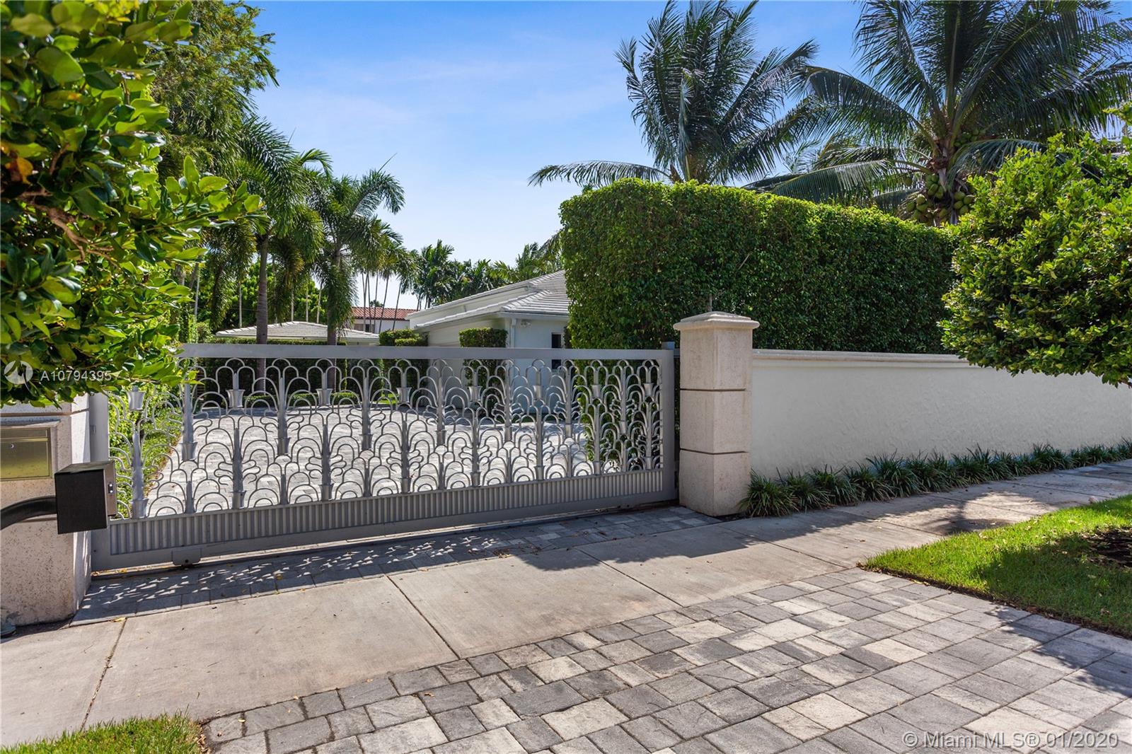 LA GORCE GOLF SUB - Residential