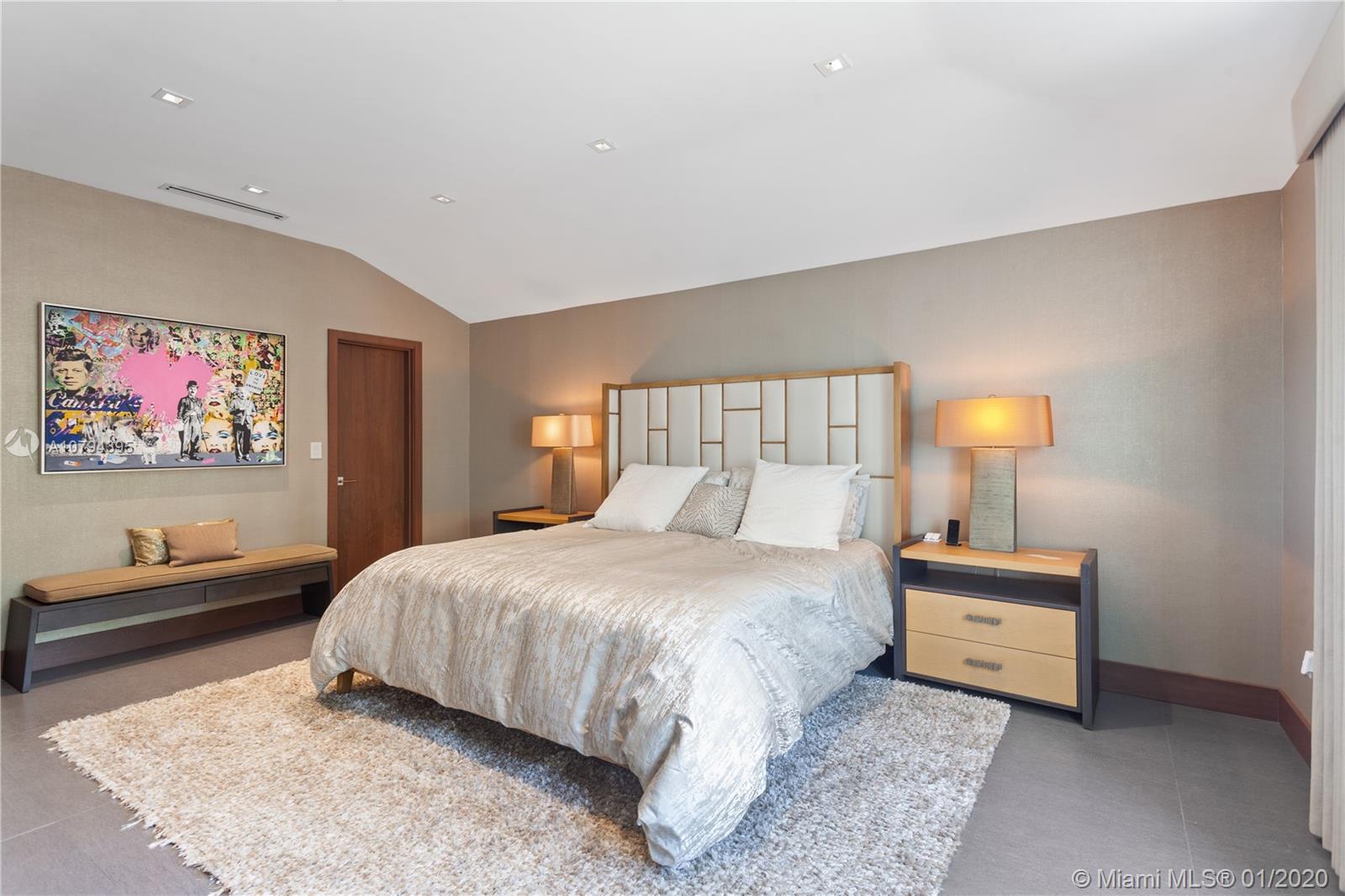 LA GORCE GOLF SUB - Residential