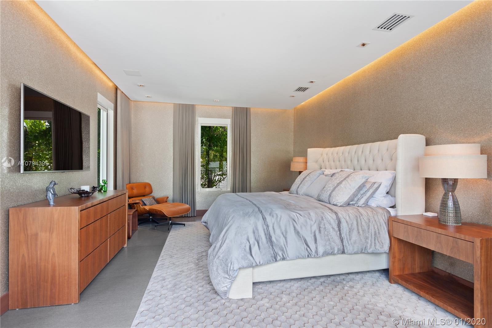 LA GORCE GOLF SUB - Residential