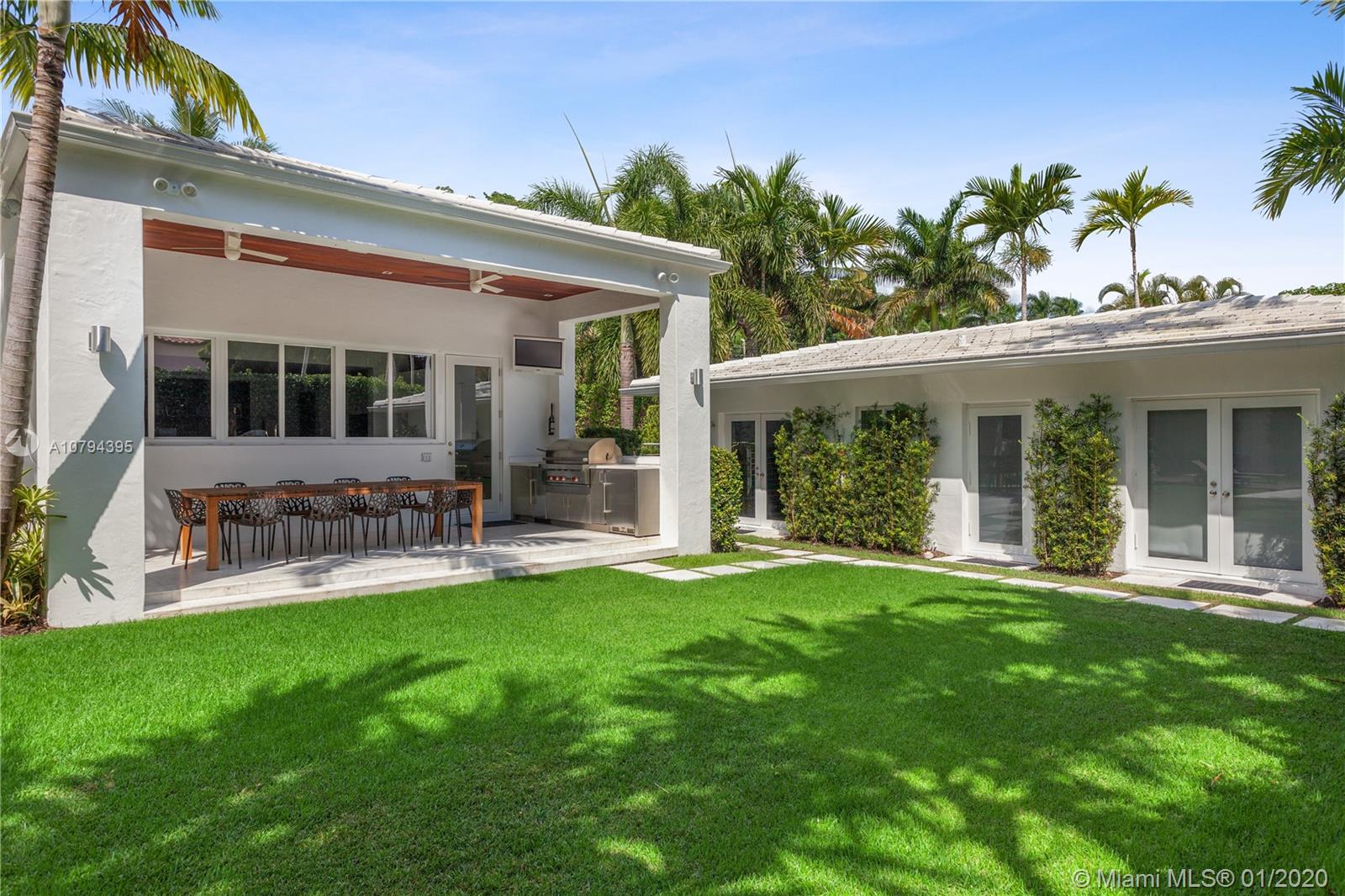 LA GORCE GOLF SUB - Residential