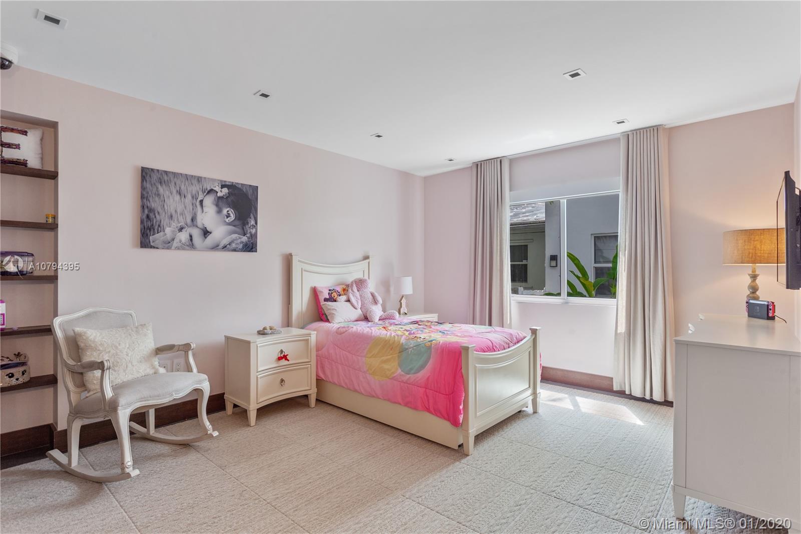 LA GORCE GOLF SUB - Residential