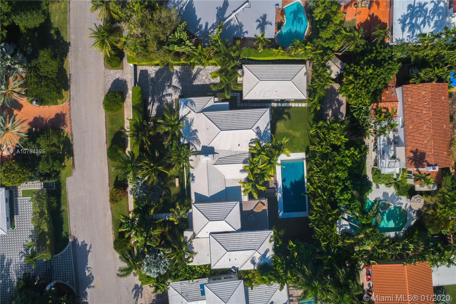 LA GORCE GOLF SUB - Residential