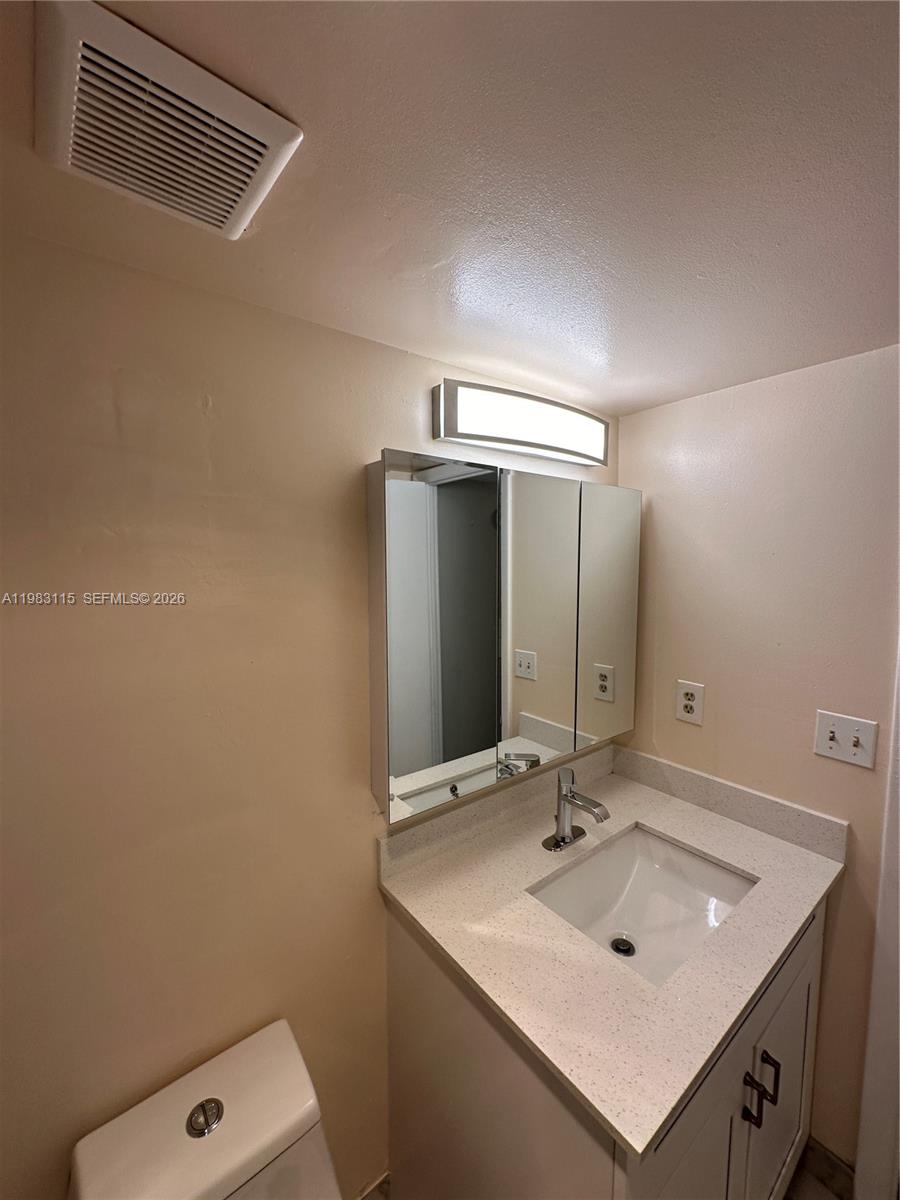 PARK PLACE #4 CONDO - Residential Lease