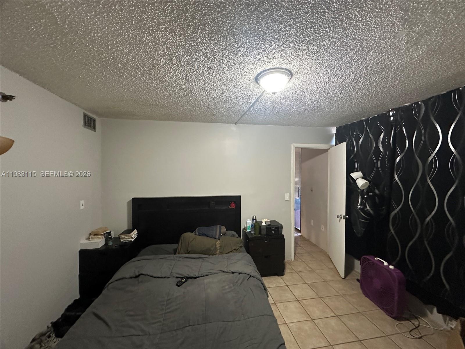 PARK PLACE #4 CONDO - Residential Lease