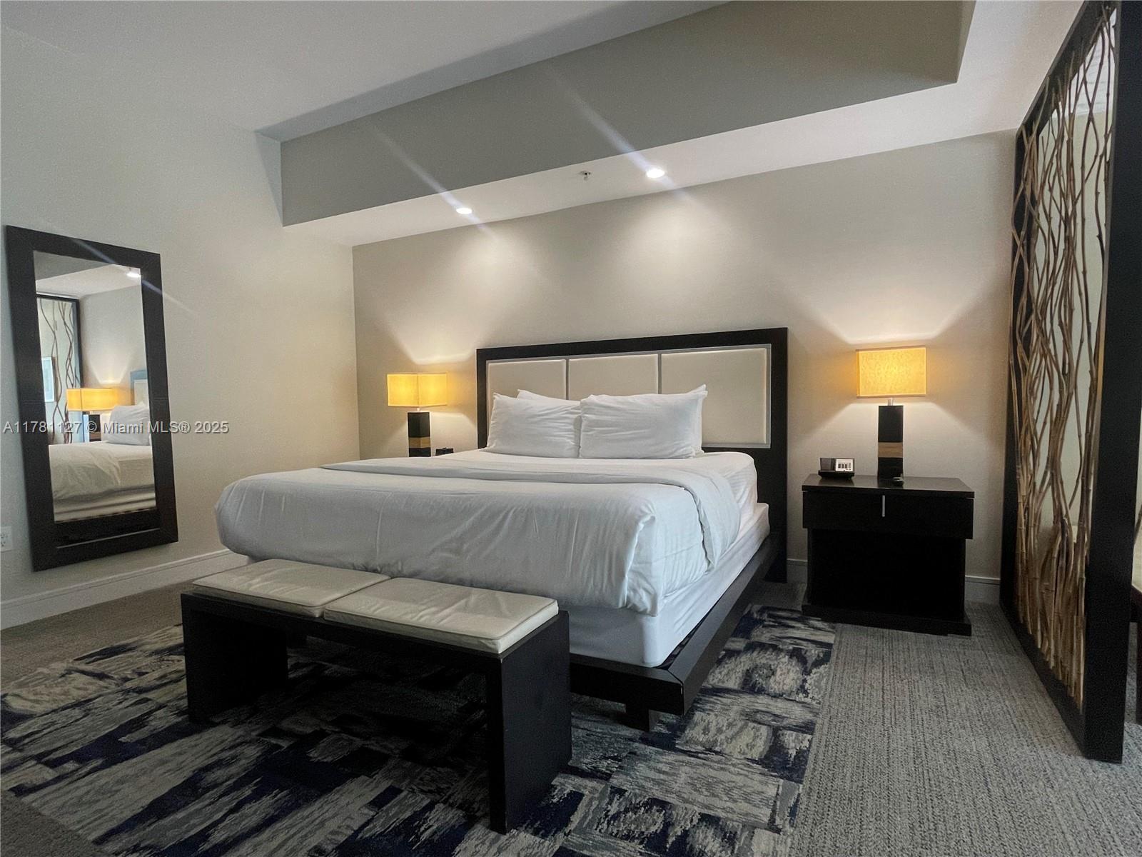 View photos, virtual tours, details... 5300 NW 87th Ave 1103