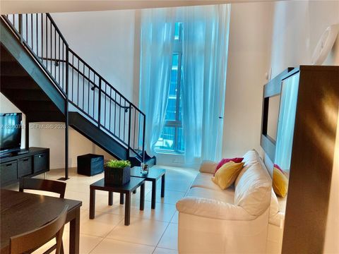 300 S Biscayne Blvd Loft 604 Miami FL 33131