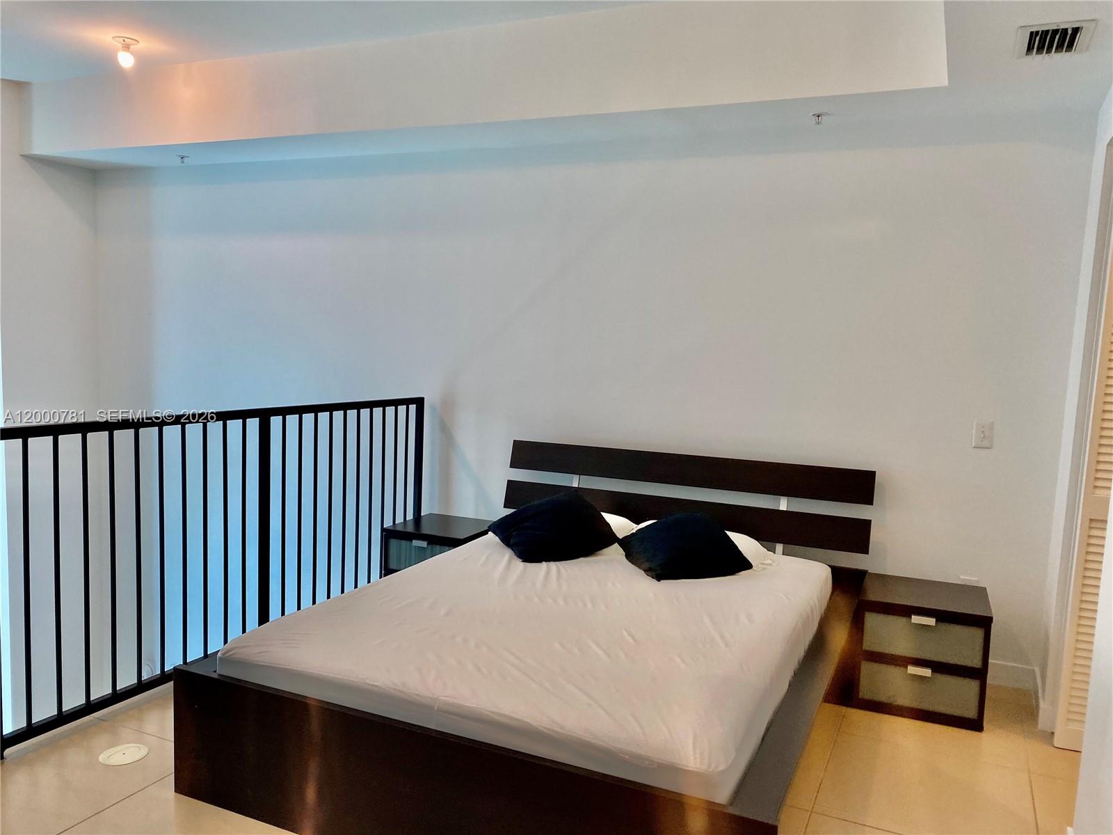 Met 1 Condo - Residential Lease