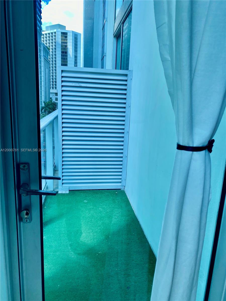 Met 1 Condo - Residential Lease