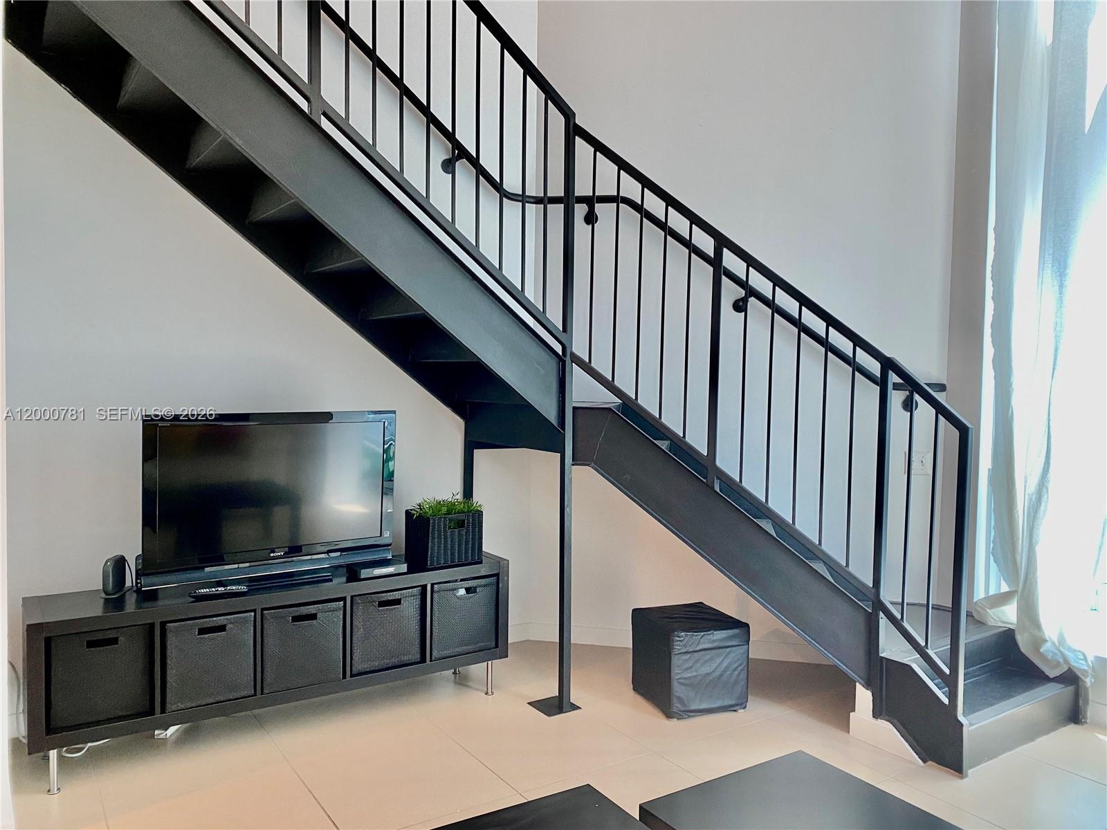 Met 1 Condo - Residential Lease