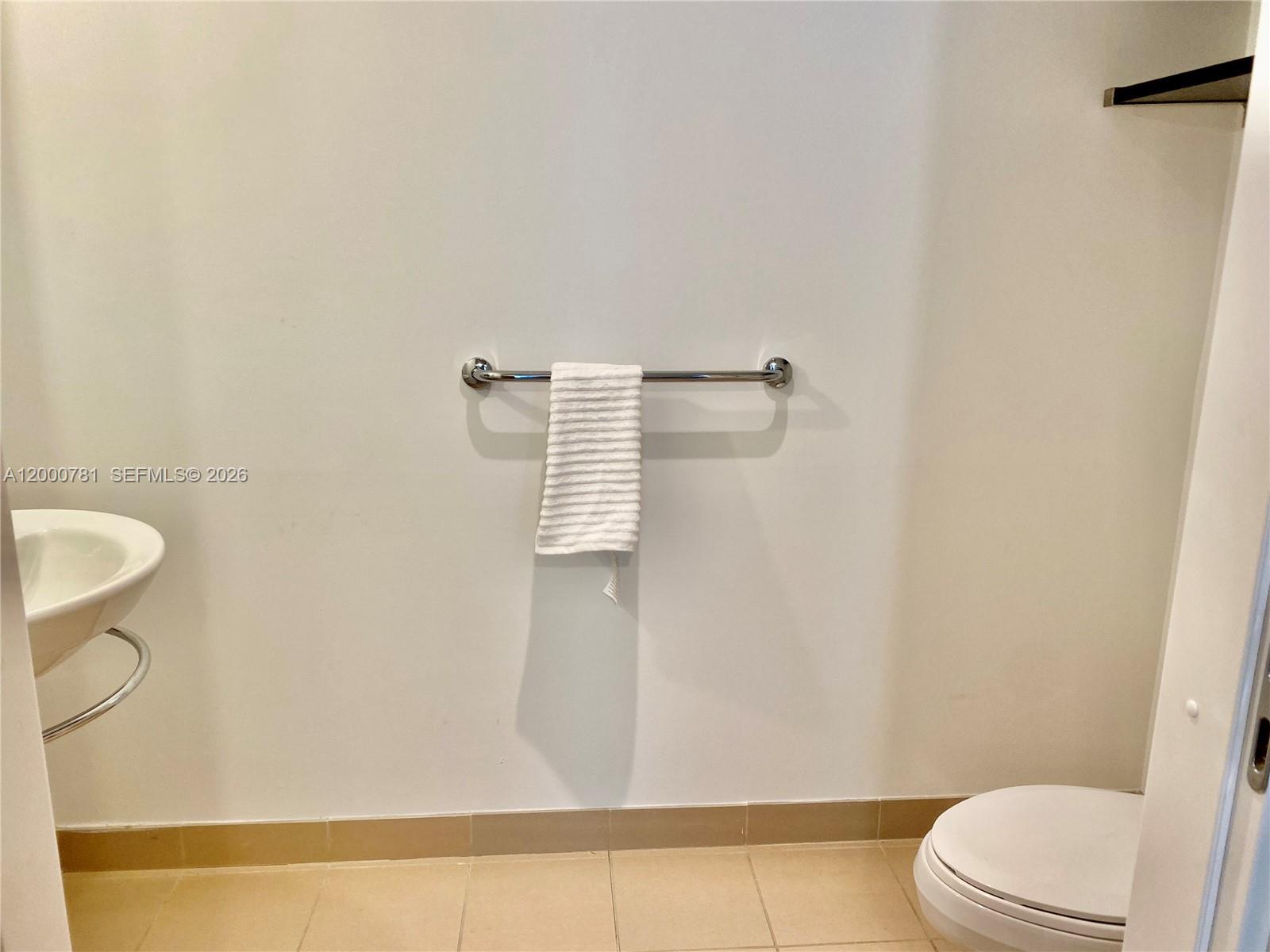 Met 1 Condo - Residential Lease