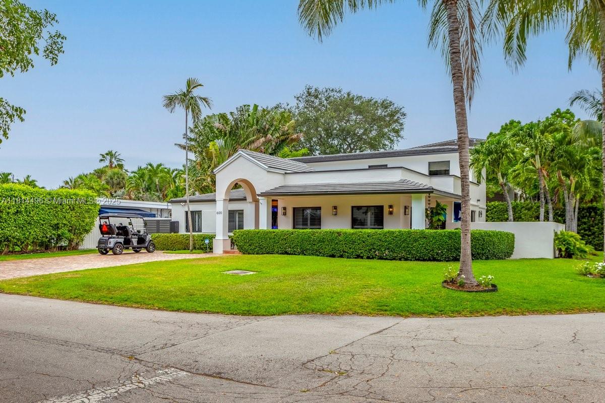 600 Allendale Rd, Key Biscayne, Miami-Dade County, Florida - 4 Bedrooms  
3 Bathrooms - 