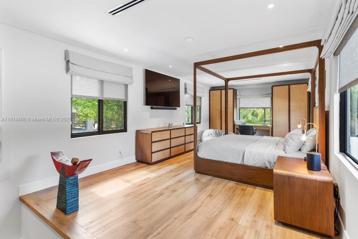 BISCAYNE KEY ESTATES - Residential