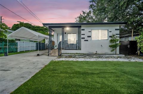 277 NW 48th St 1 Miami FL 33127