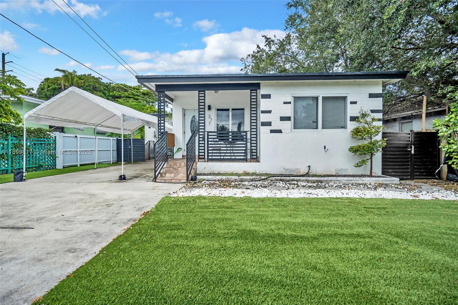 277 NW 48th St 1