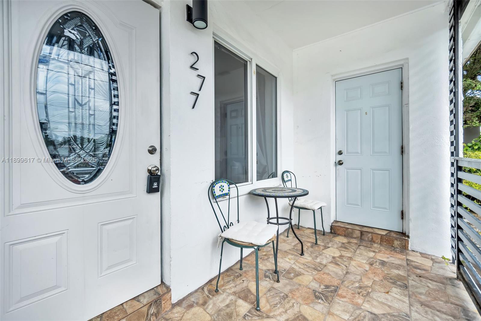 277 NW 48th St 1