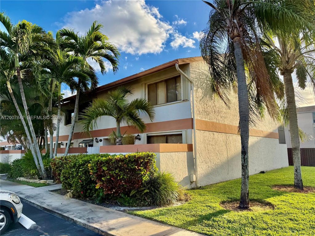 Photo of 4403 SW 70th Ter #4403, Davie, FL 33314 (MLS # A12007842)