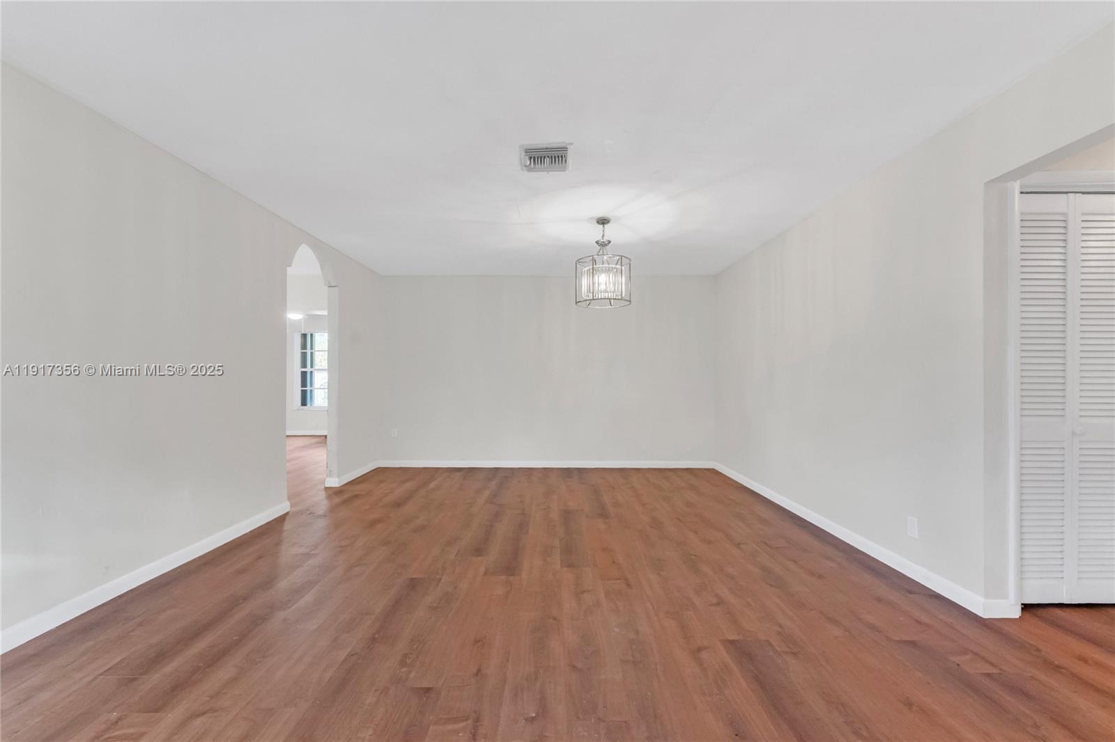 MELROSE PARK SEC 8 - Residential Lease