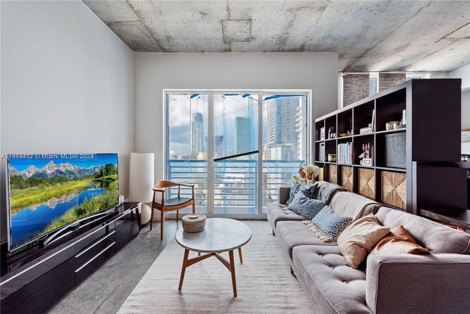 THE LOFT DOWNTOWN II COND - Residential Lease