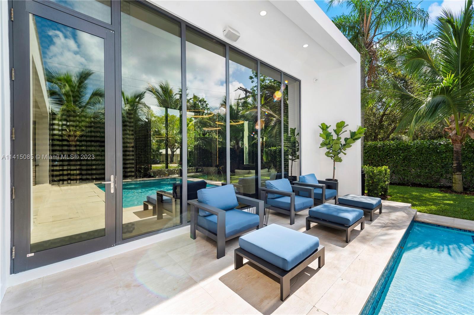 UNIVERSITY ESTATES - Residential