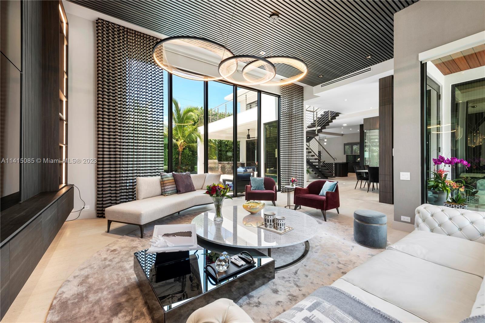 UNIVERSITY ESTATES - Residential