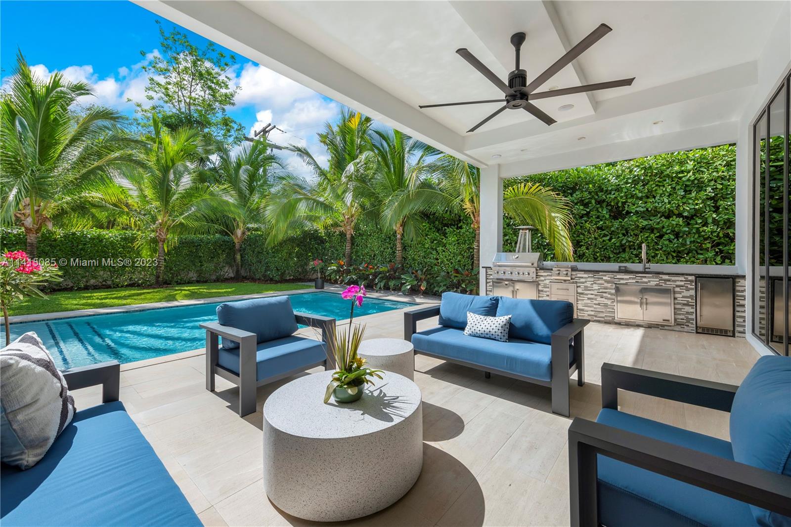 UNIVERSITY ESTATES - Residential