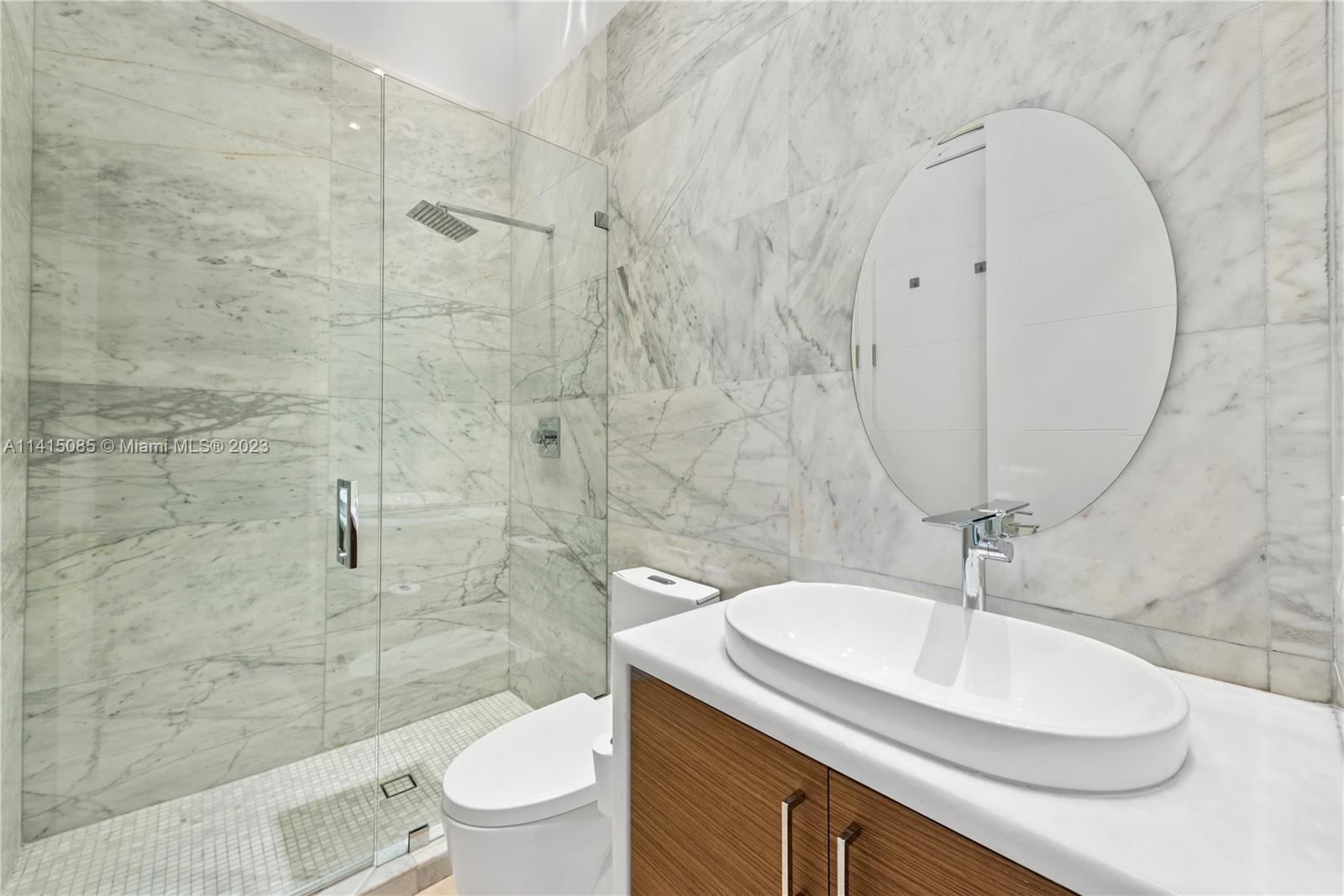 UNIVERSITY ESTATES - Residential