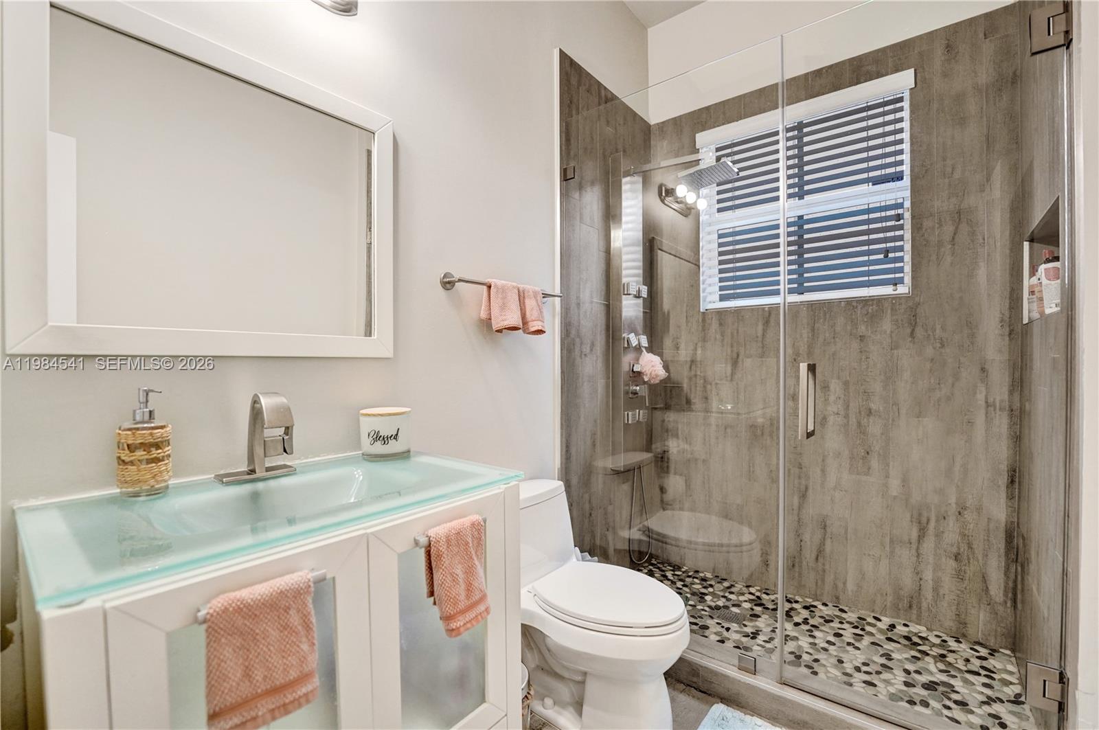 SECTOR 2-PARCELS 11 27 28 - Residential Lease