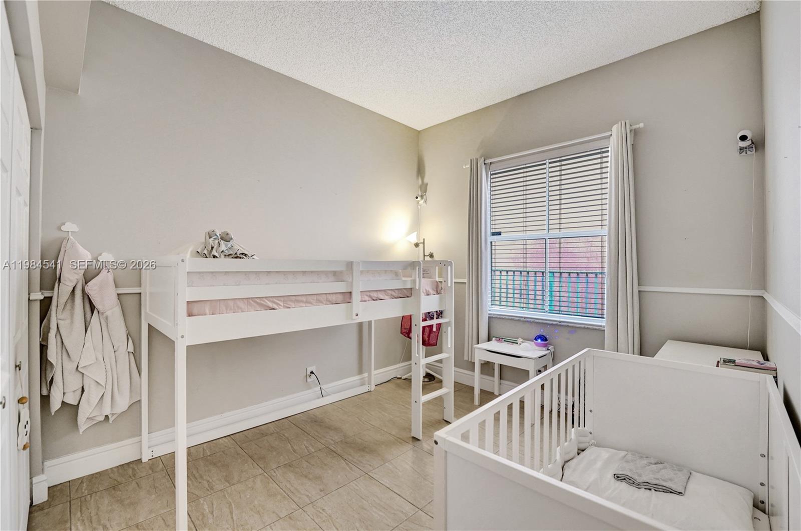 SECTOR 2-PARCELS 11 27 28 - Residential Lease