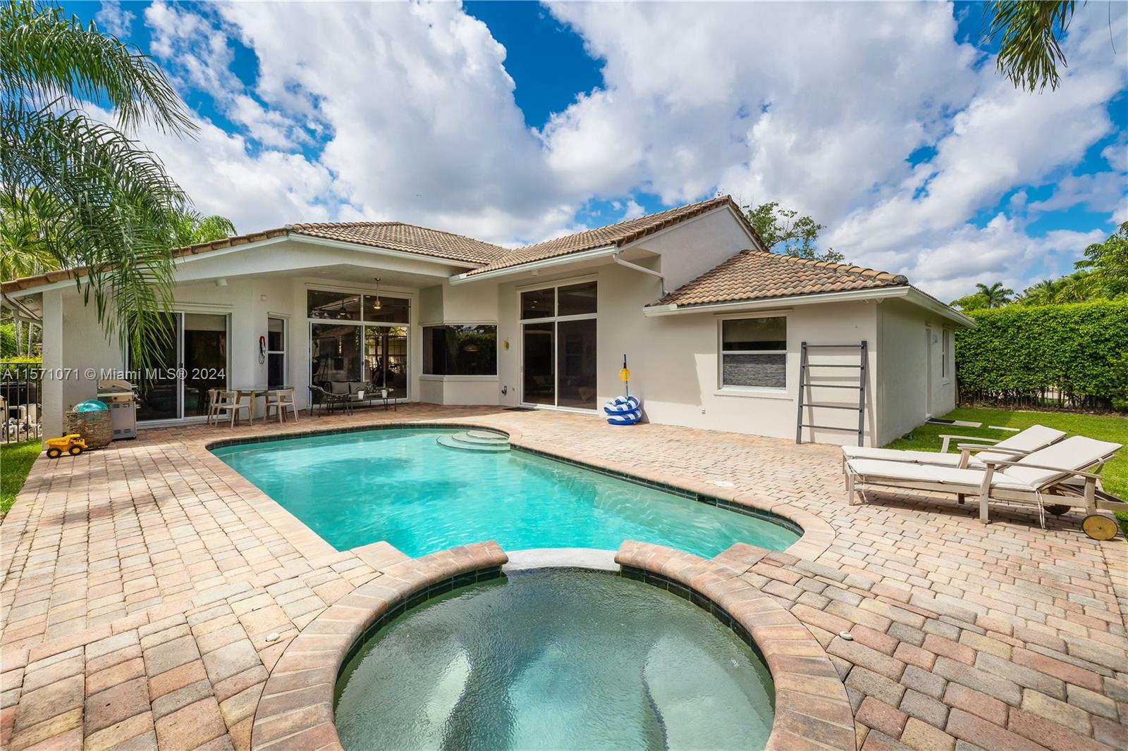 Egret Landings/The Landing - Residential