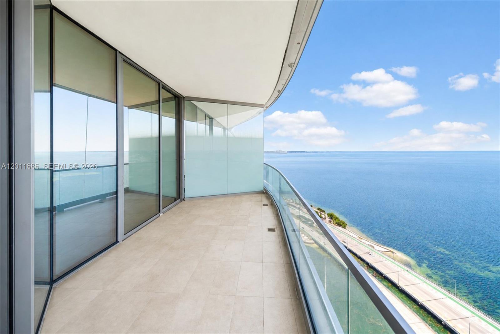UNA RESIDENCES CONDO - Residential Lease