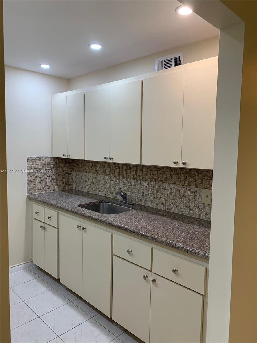 IVANHOE WEST AT CENTURY V - Residential Lease