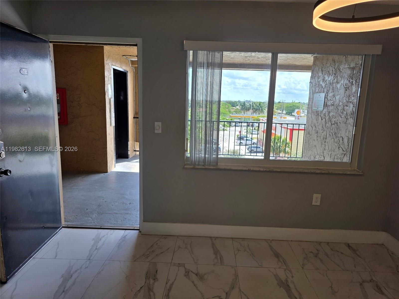 KINGS CASTLE CONDO - Residential