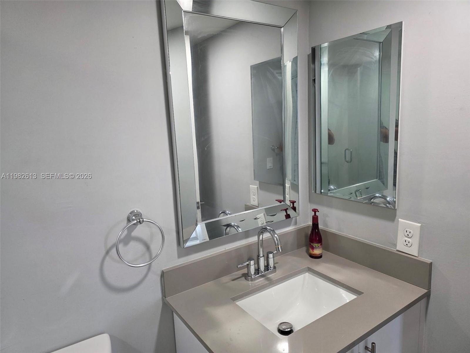 KINGS CASTLE CONDO - Residential